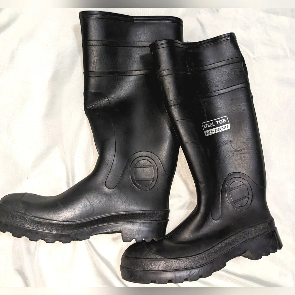 Genfoot Inc. Steel Toe Slip Resistant Muck Boots - Picture 3 of 14